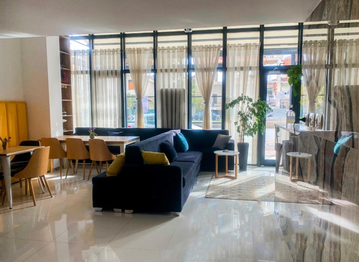 Park Hotel Tirana Yzberishti Exteriér fotografie