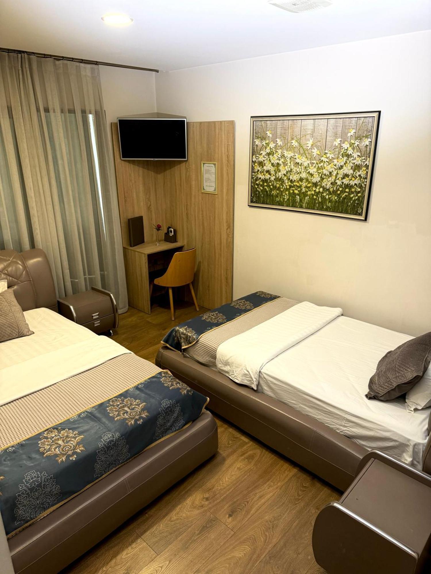 Park Hotel Tirana Yzberishti Exteriér fotografie