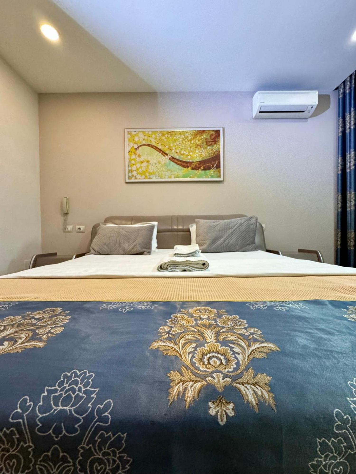 Park Hotel Tirana Yzberishti Exteriér fotografie