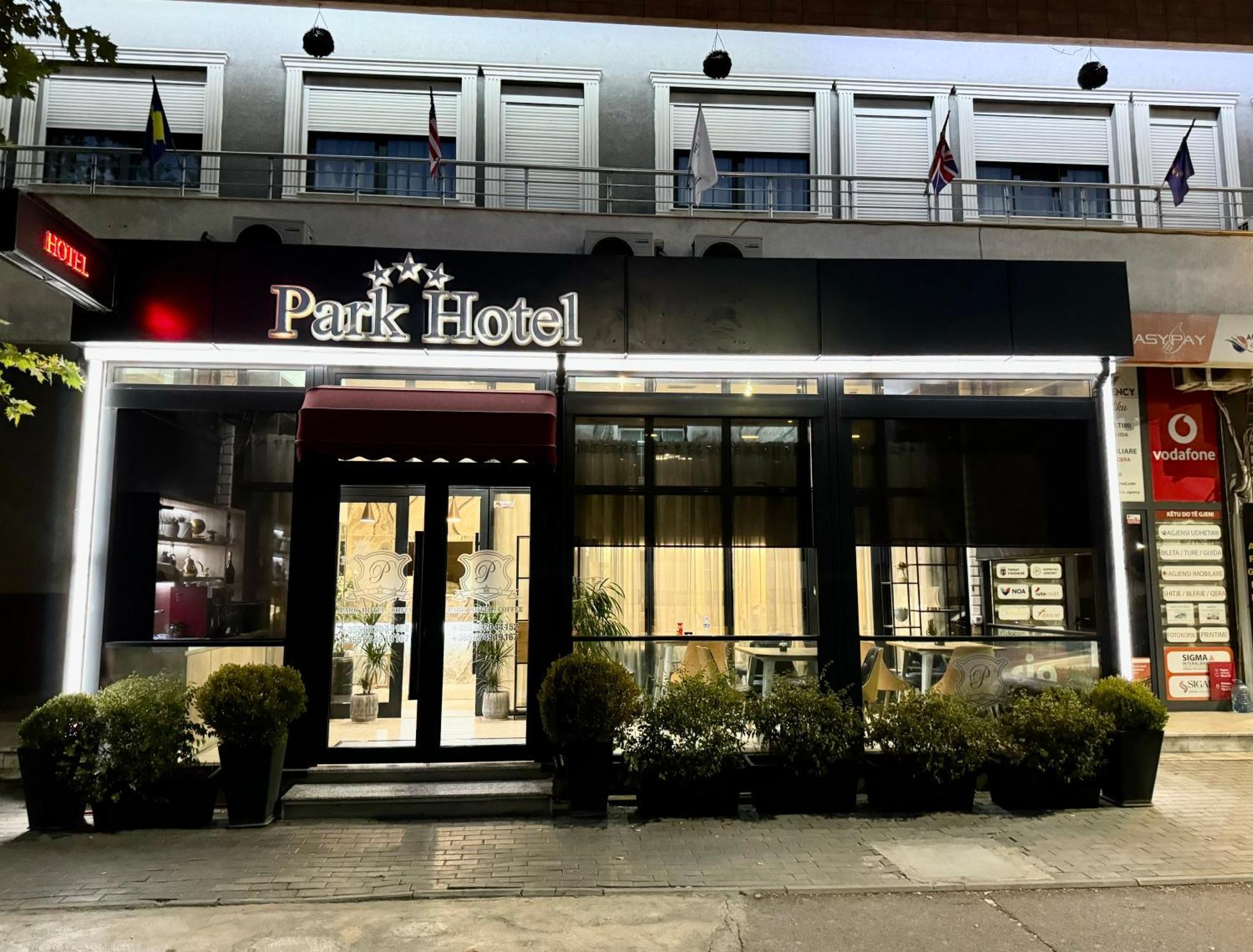 Park Hotel Tirana Yzberishti Exteriér fotografie