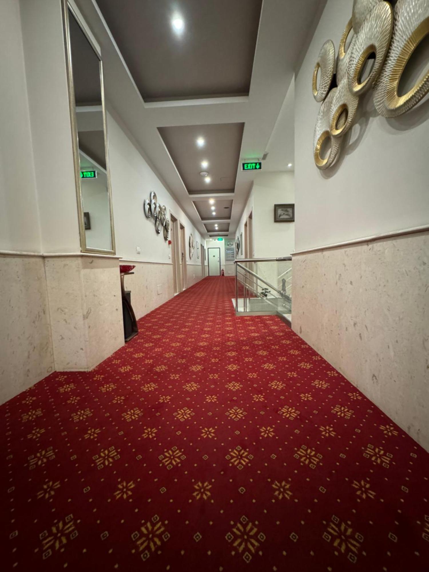Park Hotel Tirana Yzberishti Exteriér fotografie