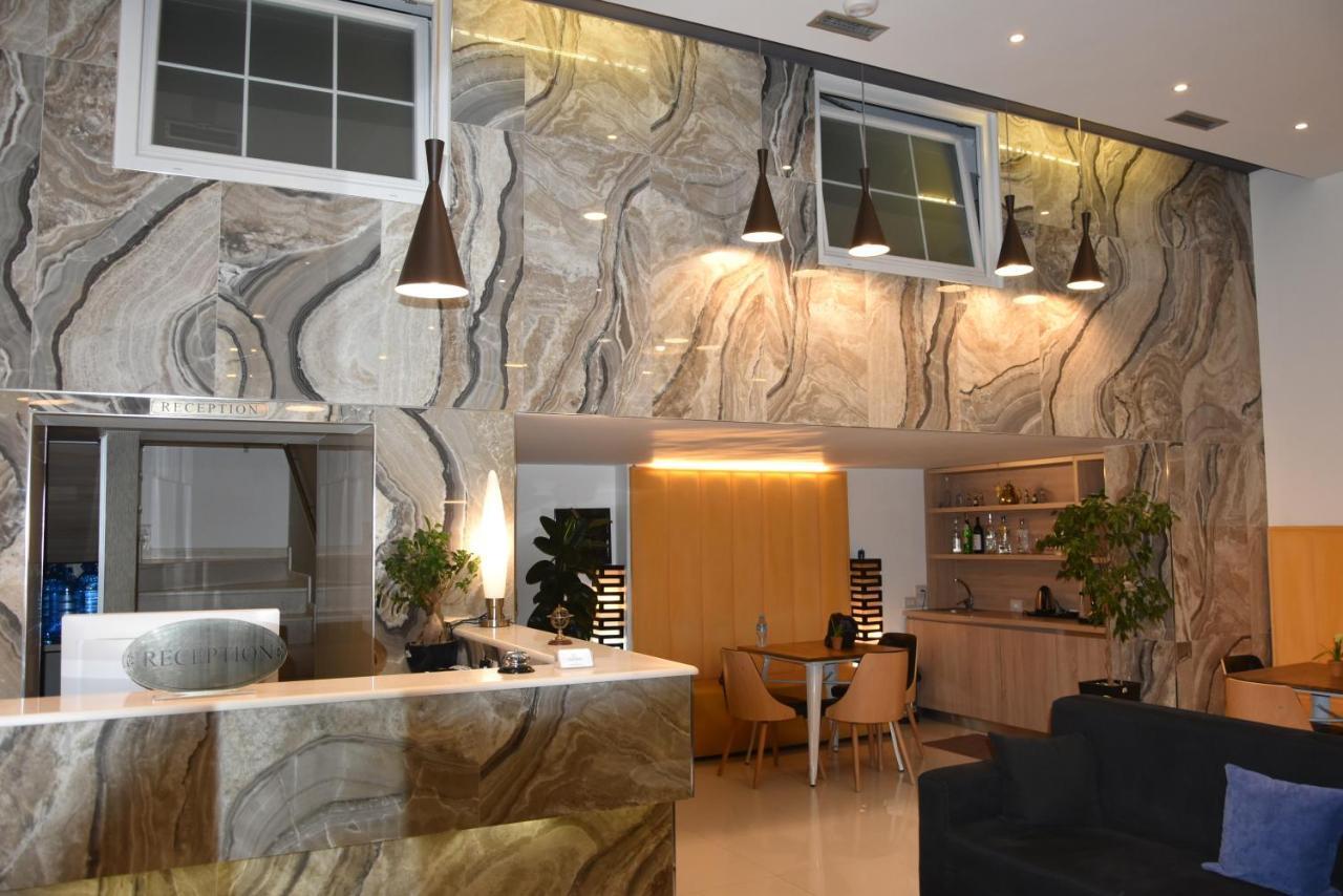 Park Hotel Tirana Yzberishti Exteriér fotografie